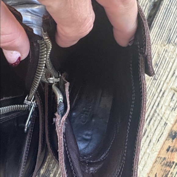 Vintage Chloe Dark Brown Leather Motorcycle Ankle Boots - Picture 11 of 12